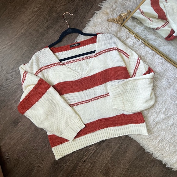 Shein medium fall v neck striped sweater acrylic EUC cream orange - Picture 1 of 7